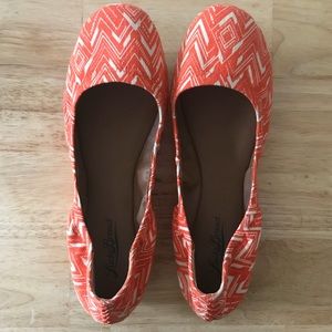 Lucky Brand Emmie Flats - Orange & White